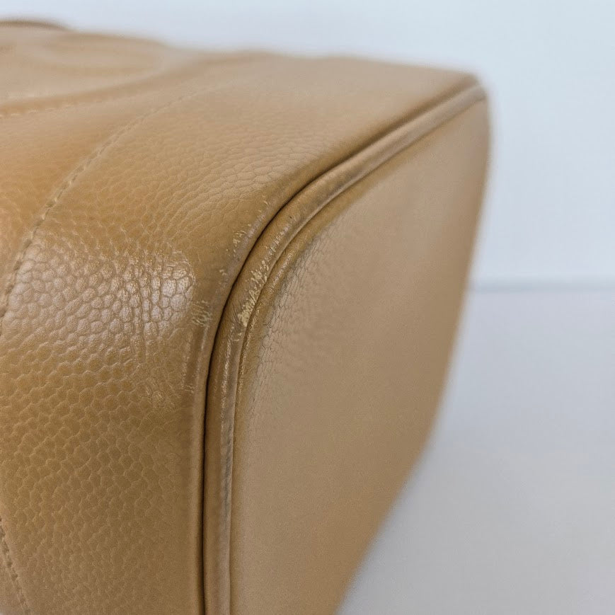 Chanel Vintage Beige Caviar Leather Vanity Bag