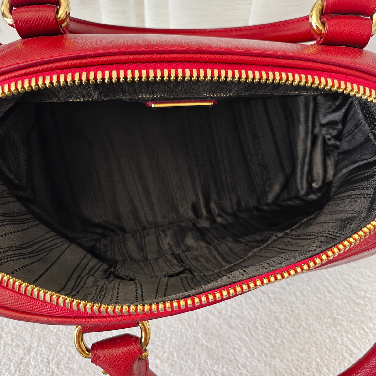 SALVATORE FERRAGAMO DARINA TOP HANDLE BAG