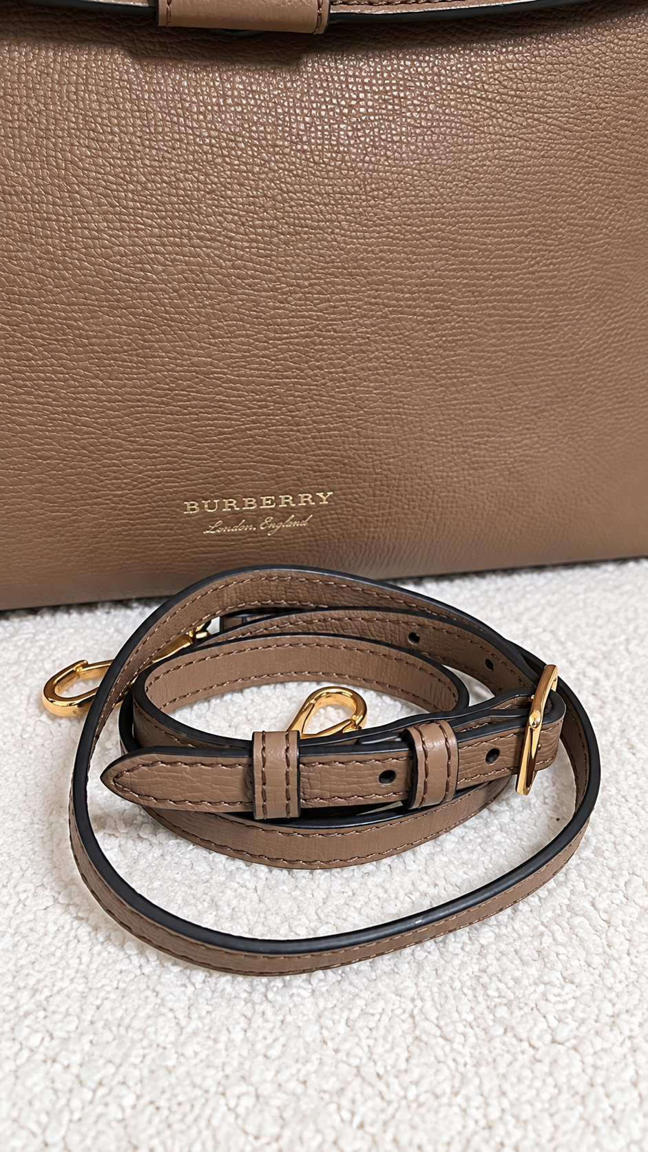BURBERRY CAMBERLEY TAUPE LEATHER TOP HANDLE BAG